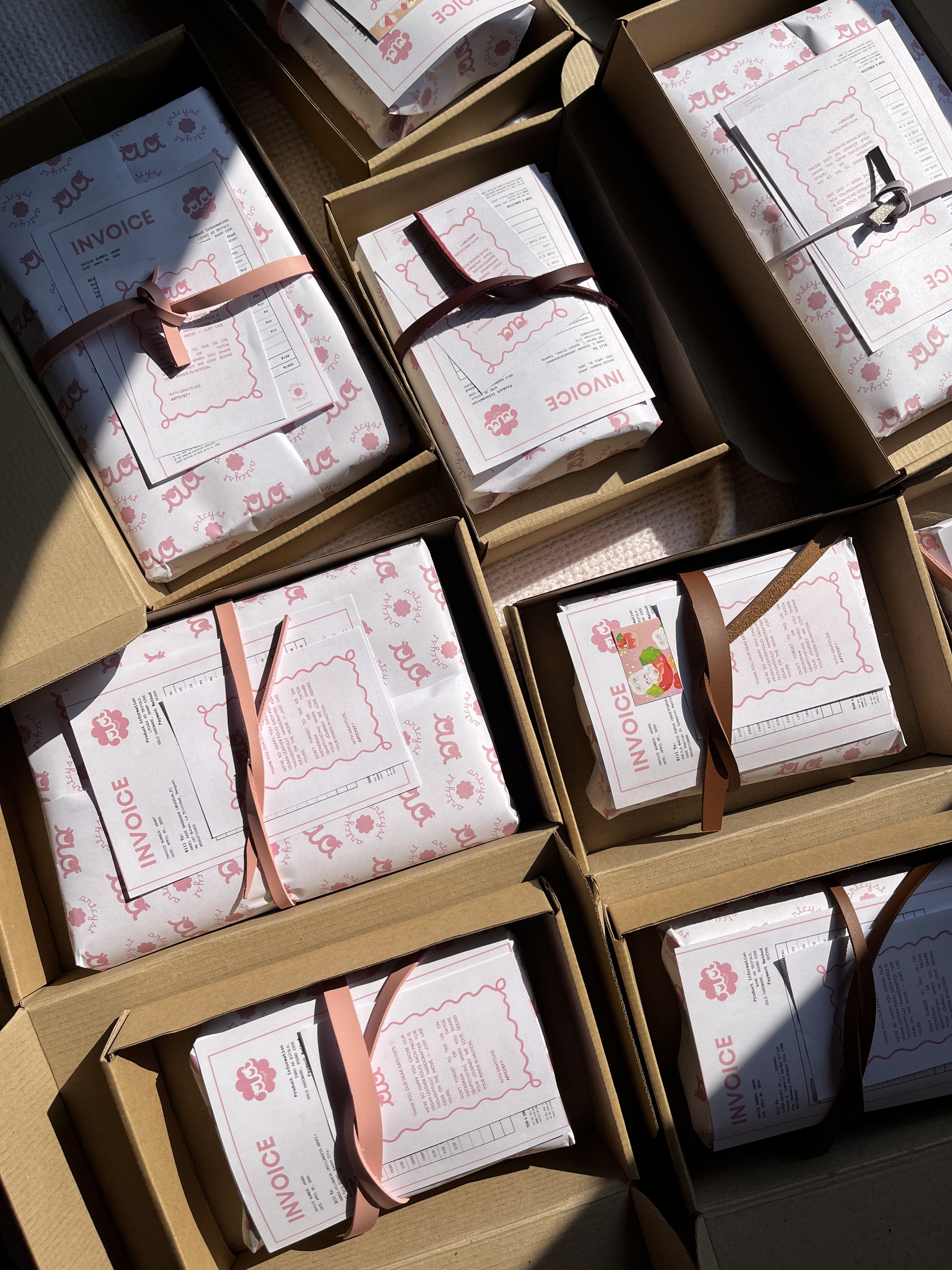 artcyst folio — packaging